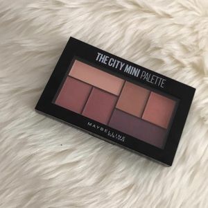 Maybelline Nude Palette